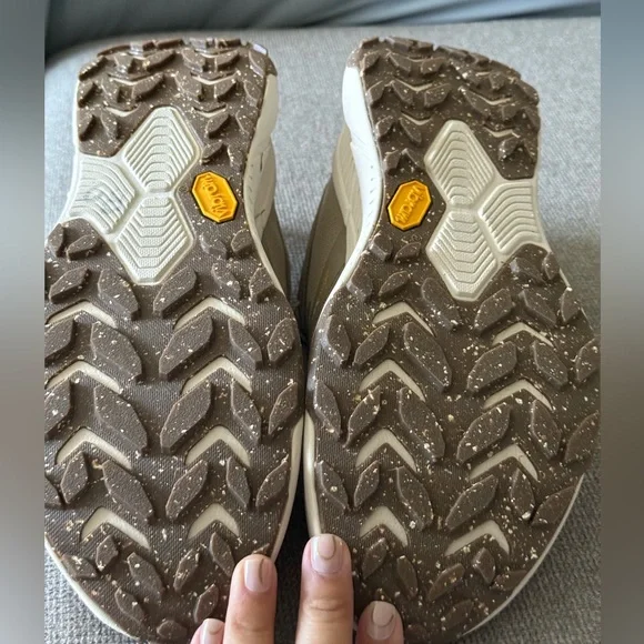 Women’s Hoka transport GTX Running Shoes
Dune/eggnog - Picture 5 of 5